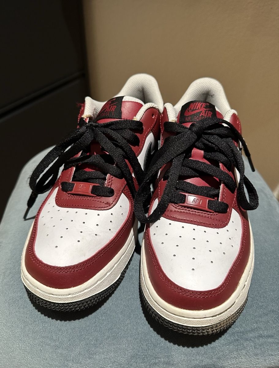Nike Scarpe da donna: Nike Air Force 1 Sneaker, Grösse 38 – Usato da Dietikon venduto da Zebrino_10