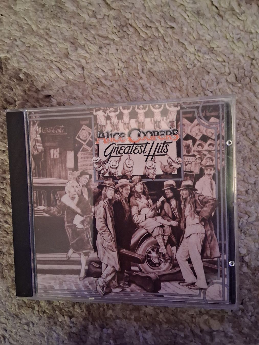 CD: Alice Cooper's Greatest Hits CD – Usato da Aigle venduto da Marcagapit
