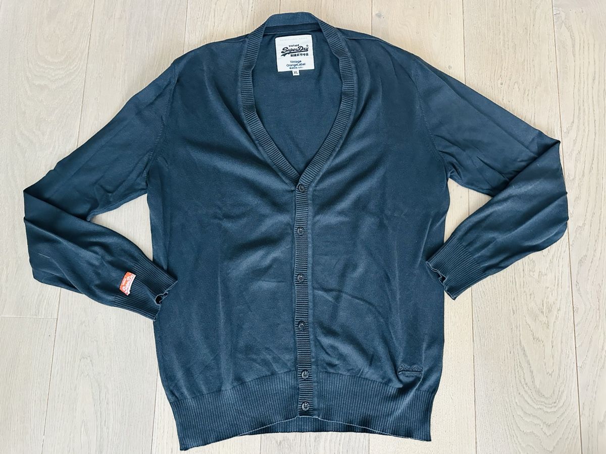 Superdry Jacken: Superdry Strickjacke, Grösse XL – Gebraucht aus Bern von howi72