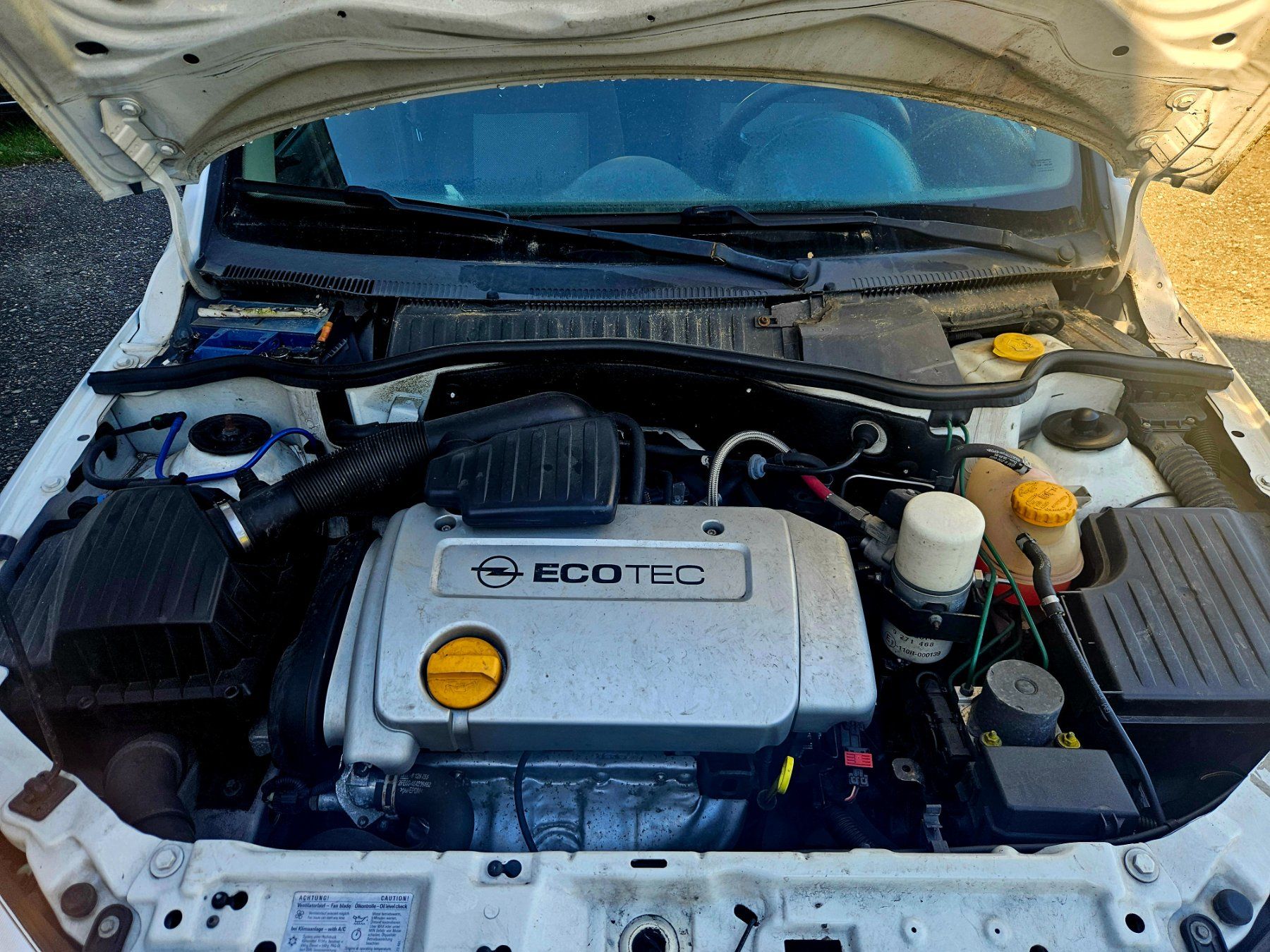 Opel Automobili: Opel Combo mit Gas oder Benzin, 145200 km, Bj.2006, läuft un – Usato da Diepflingen venduto da Coiffeur1962 3