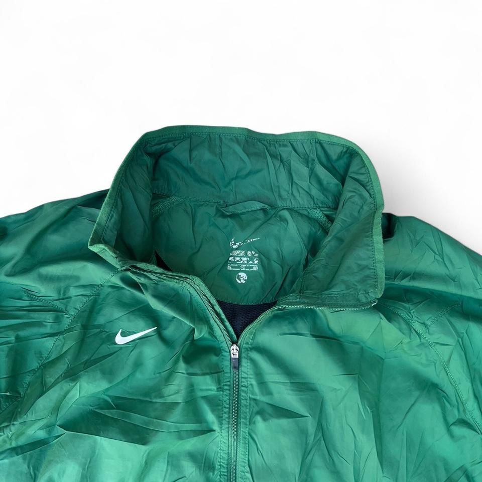Nike Giacche: Nike Tracksuit Green – Usato da Riehen venduto da RESTREET 1