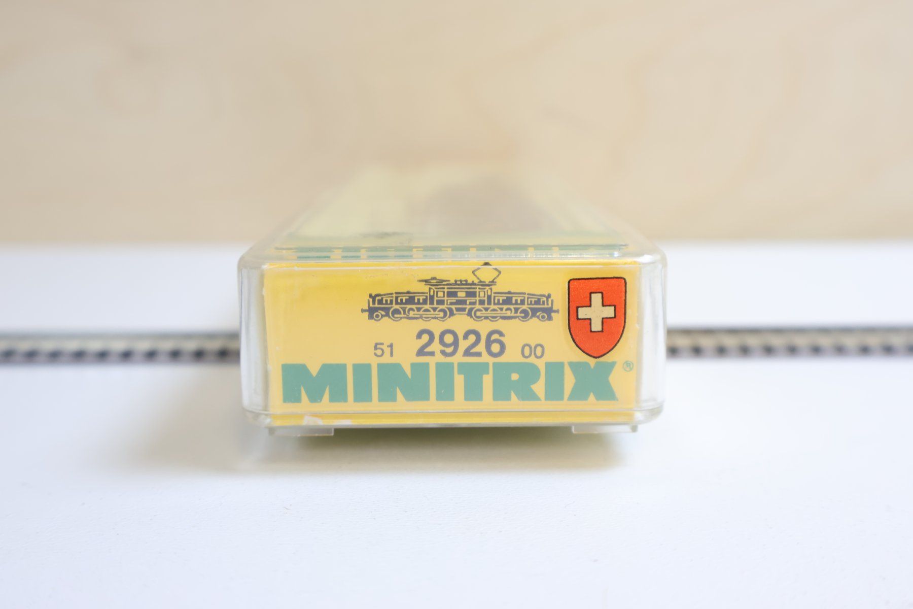 Trix Modelleisenbahnen: Minitrix SBB Krokodil "grün" E-Lok 2926 - mit OVP – Defekt aus Winterthur von Monstera 7