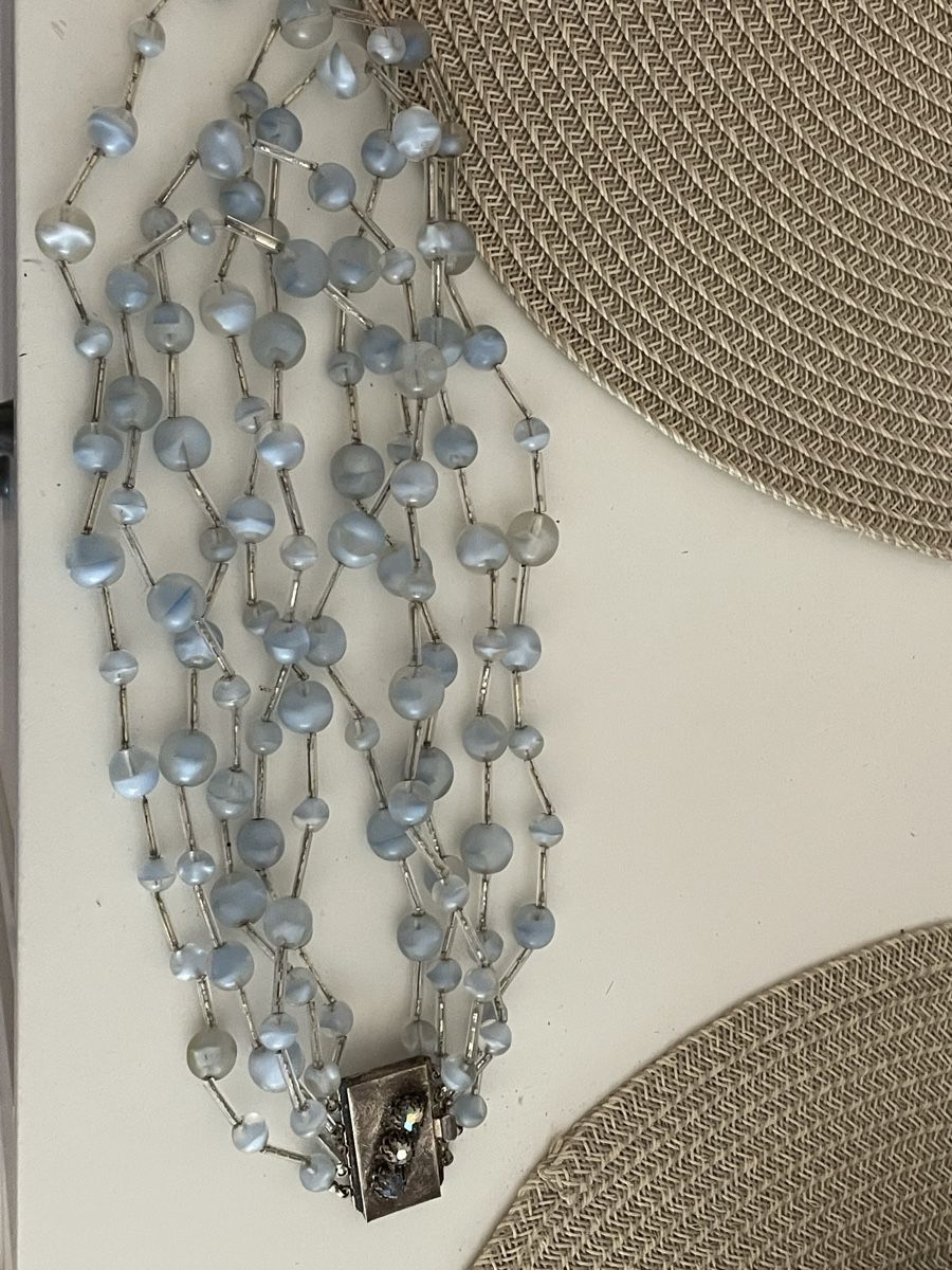 Ketten: vintage Collier multi-rangs perles bleues fermoir décoré  – Gebraucht aus Worben von benit.drn 5