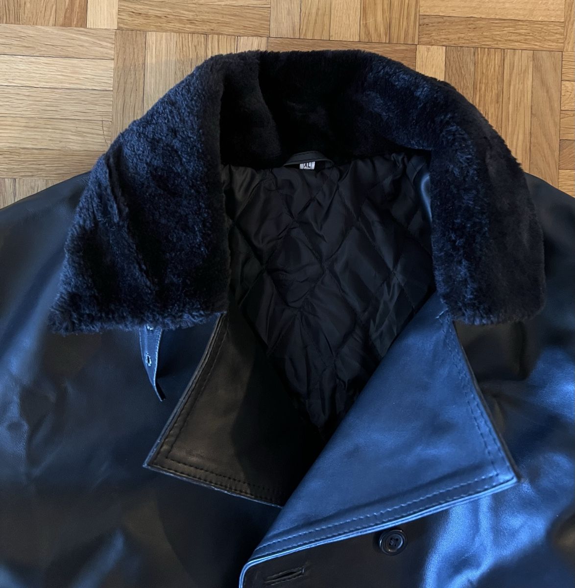 Jacken: Resident Evil 9 Leon S. Kennedy Jacke+ PS5 Game – Neu (gemäss Beschreibung) aus Kirchberg BE von Dragons88 3
