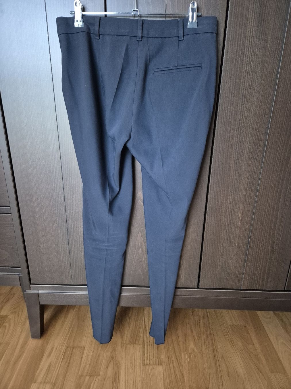 Max Mara Hosen: Max Mara Studio Stoffhose dunkelblau Gr. 36 – Gebraucht aus Affoltern am Albis von Diana888 1