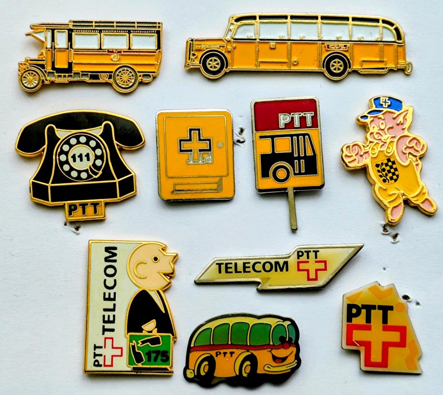 Plaquettes & Badges: 10 PTT Pin – D'occasion à Pfäffikon ZH par Colacity
