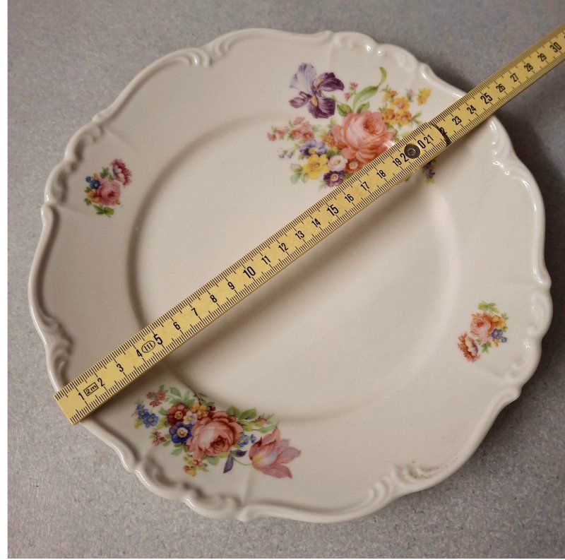 Teller: Tafelteller / Edelstein Bavaria / vintage – Gebraucht aus Weggis von daisyflower 1