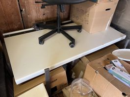 Arbeitstisch, Kreativtisch, Schreibtisch