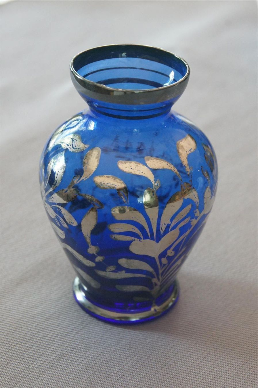 Murano Vasi & Recipienti: Blaue Muranovase mit Echtsilberauflage – Usato da Geroldswil venduto da ARTEFACTO
