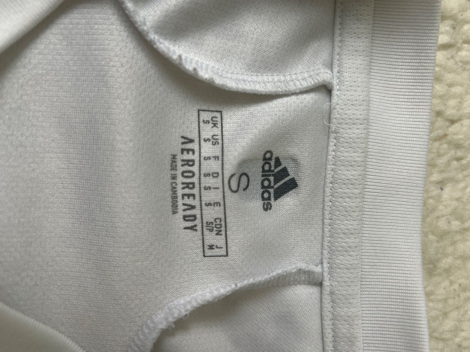 Adidas Maillots de corps & Pantalons: Fussball Trikot Spanien S – D'occasion à Chur par sim_5jfc 2