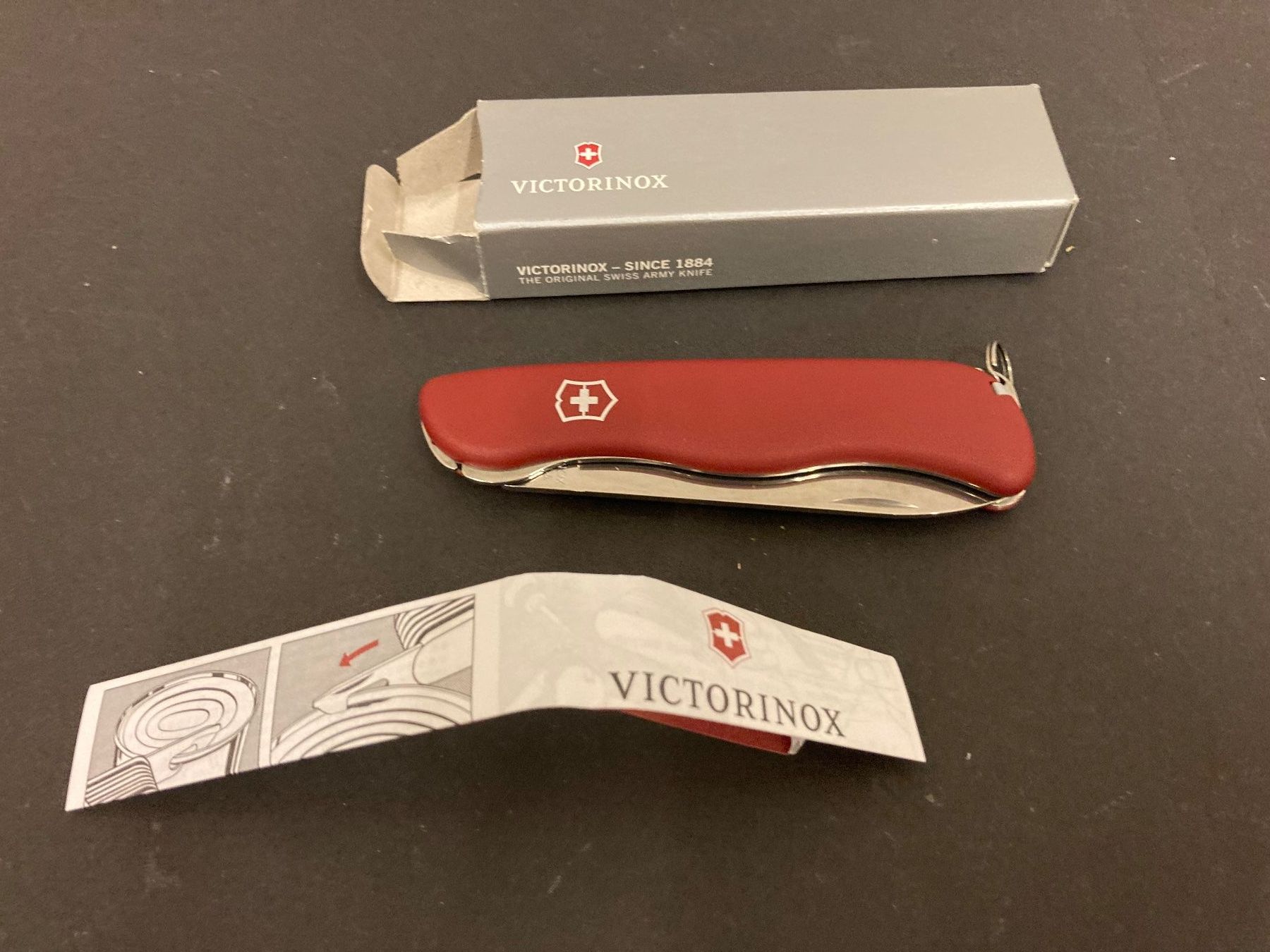 Victorinox Coltelli tascabile: Victorinox Alpineer red, 0.8323 – Nuovo e nell'imballaggio originale da Neuenhof venduto da jorogo 1