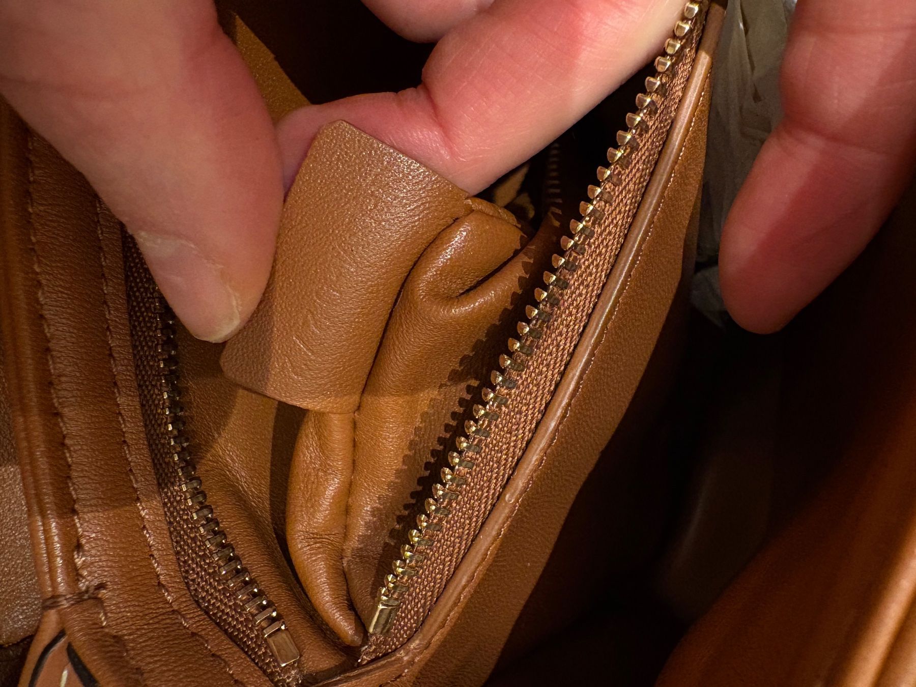 Celine Taschen für Damen: Celine Triomphe bag NEW – Neu (gemäss Beschreibung) aus St. Gallen von ott_f827 9