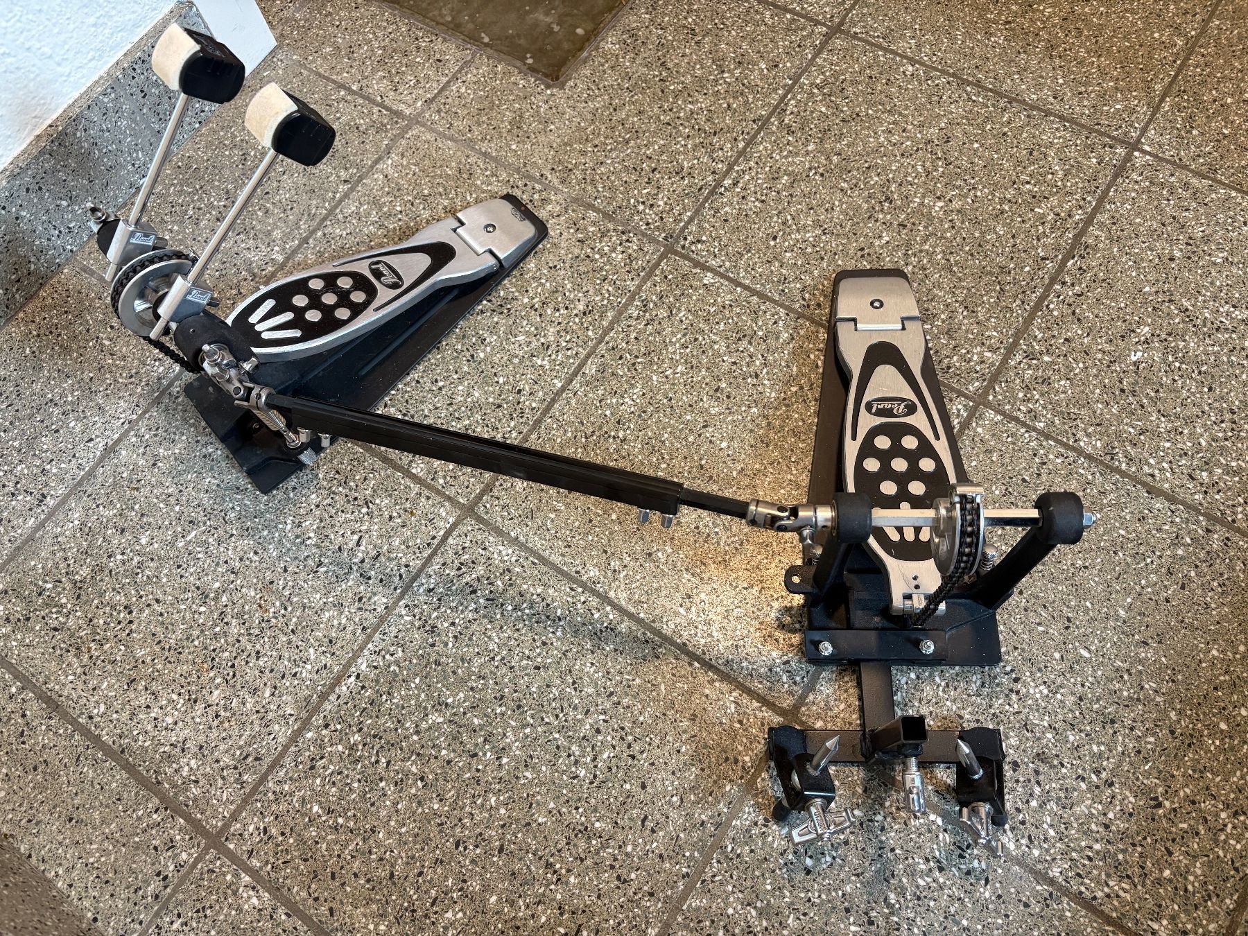 Strumenti musicali: Pearl Doppelpedal – Usato da Kriens venduto da pitthekit 1