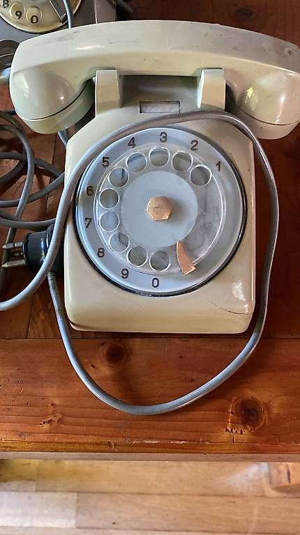 Téléphones: Telefoni anni 80 – D'occasion à Origlio par eli_gk55 1