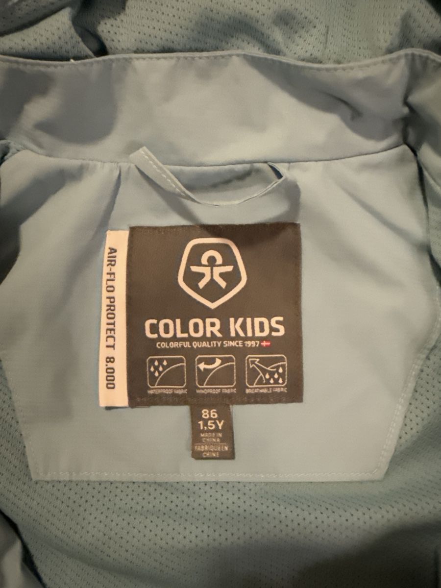 Giacche & Cappotti: Regenjacke von Colorkids Grösse 86 – Usato da Therwil venduto da ang_7jcm 2