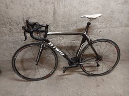 Vélo Btwin 700 cadre composite