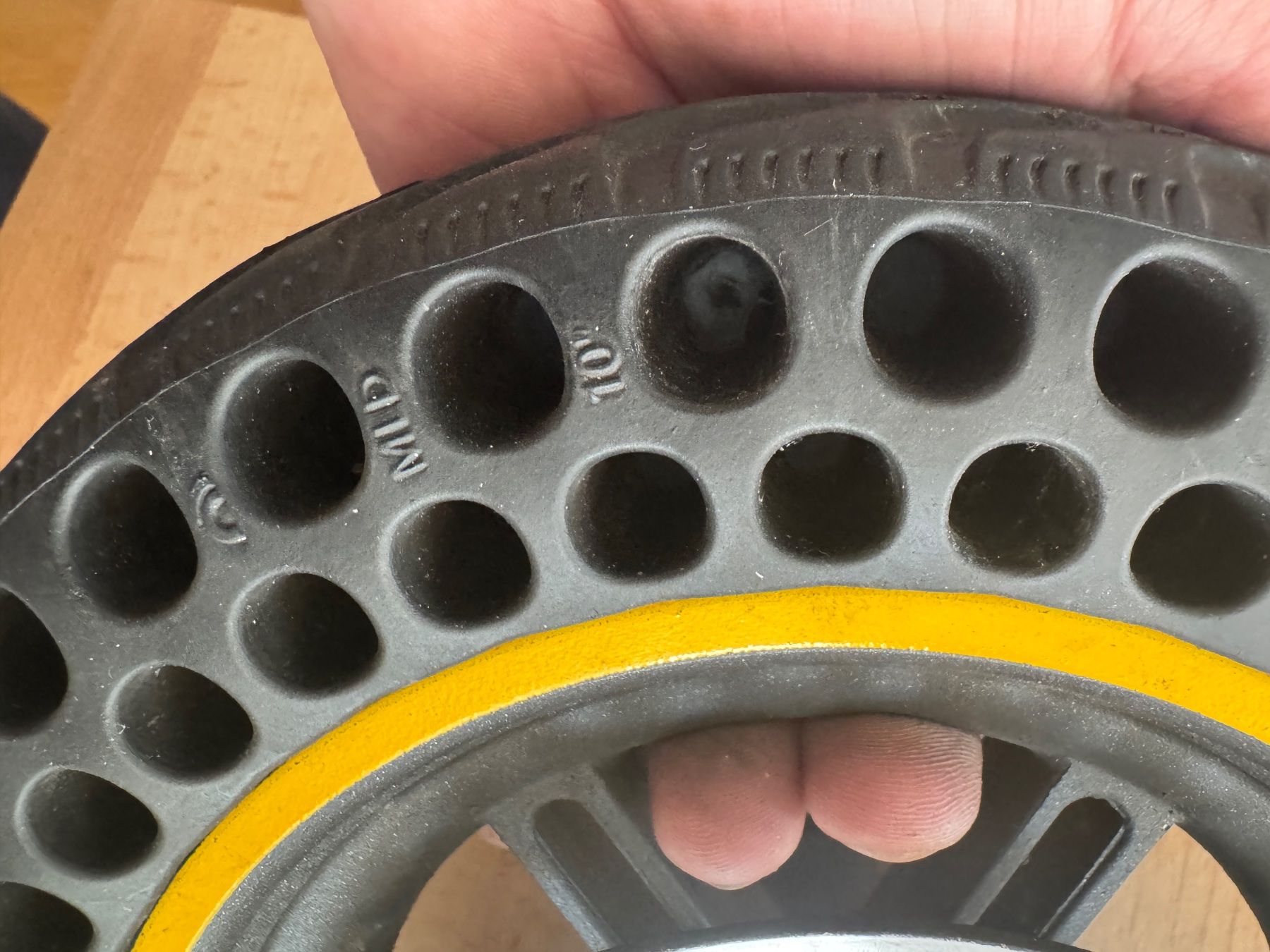 Pneumatici & Ruote complete: Elektroroller Hinterrad 10 Zoll Scheibenbremsensatz – Usato da Wädenswil venduto da nam_k8dc 4