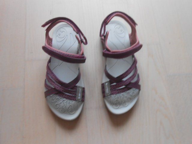 Scarpe per ragazze: Schuhe Mädchen Gr. 35 – Usato da Staad SG venduto da doelf03