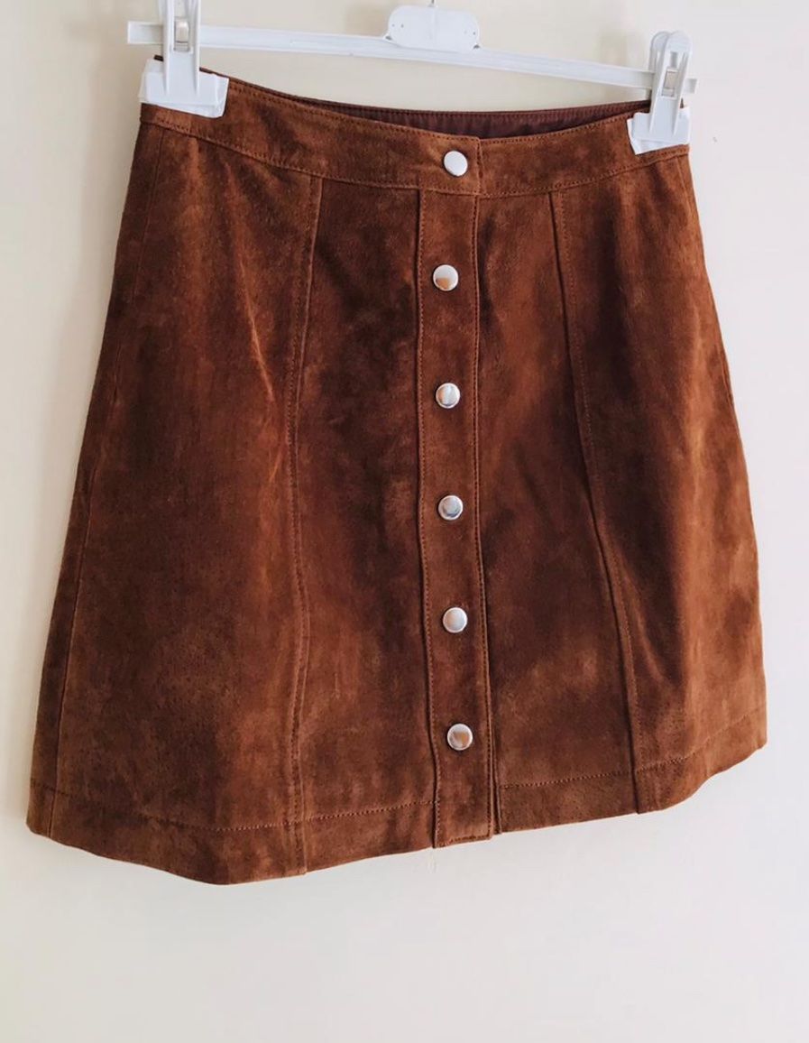 Stradivarius Gonne: Leather skirt - Wildleder Rock – Nuovo (secondo la descrizione) da Tagelswangen venduto da fireiceprincess 1