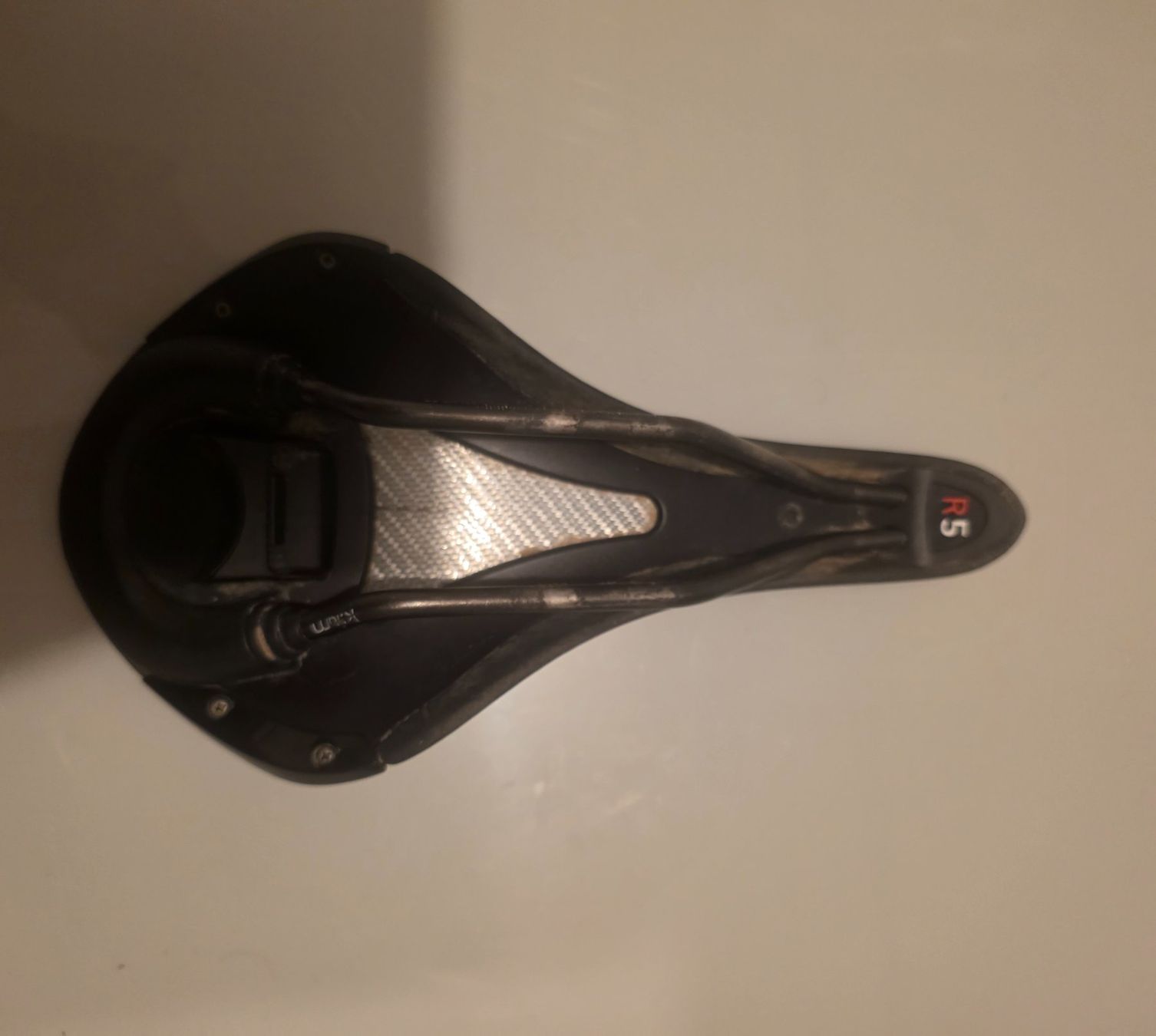 Pezzi di ricambio: Selle VTT Fizik R5 – Usato da Jouxtens-Mézery venduto da ger_hpd5 1