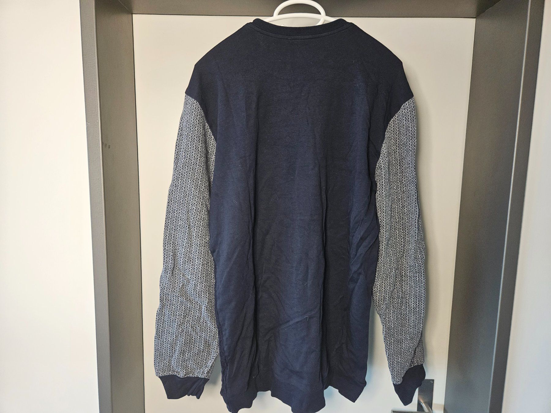 Maglioni & Felpe: Herrenpullover Gr. XL, dunkelblau/grau meliert – Usato da Dübendorf venduto da PrinceTamino 1