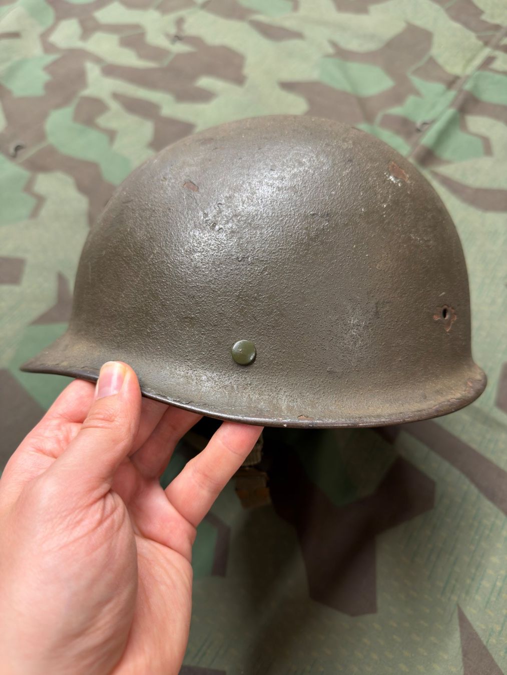 Uniformi: Stahlhelm M-1 Glocke – Usato da Bauma venduto da SwissMilitaria 1