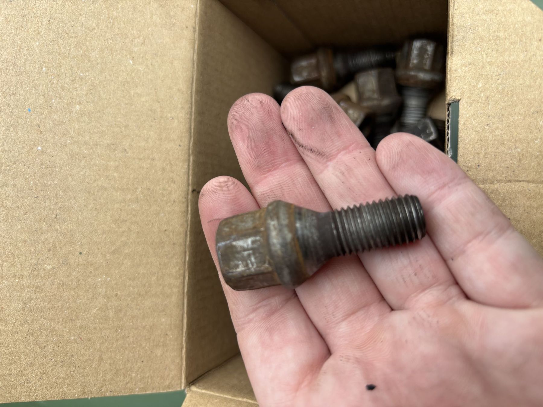 Schrauben & Muttern: Fiat Punto 20x Radschraube – Gebraucht aus Buchs AG von SellAndBuyX 1