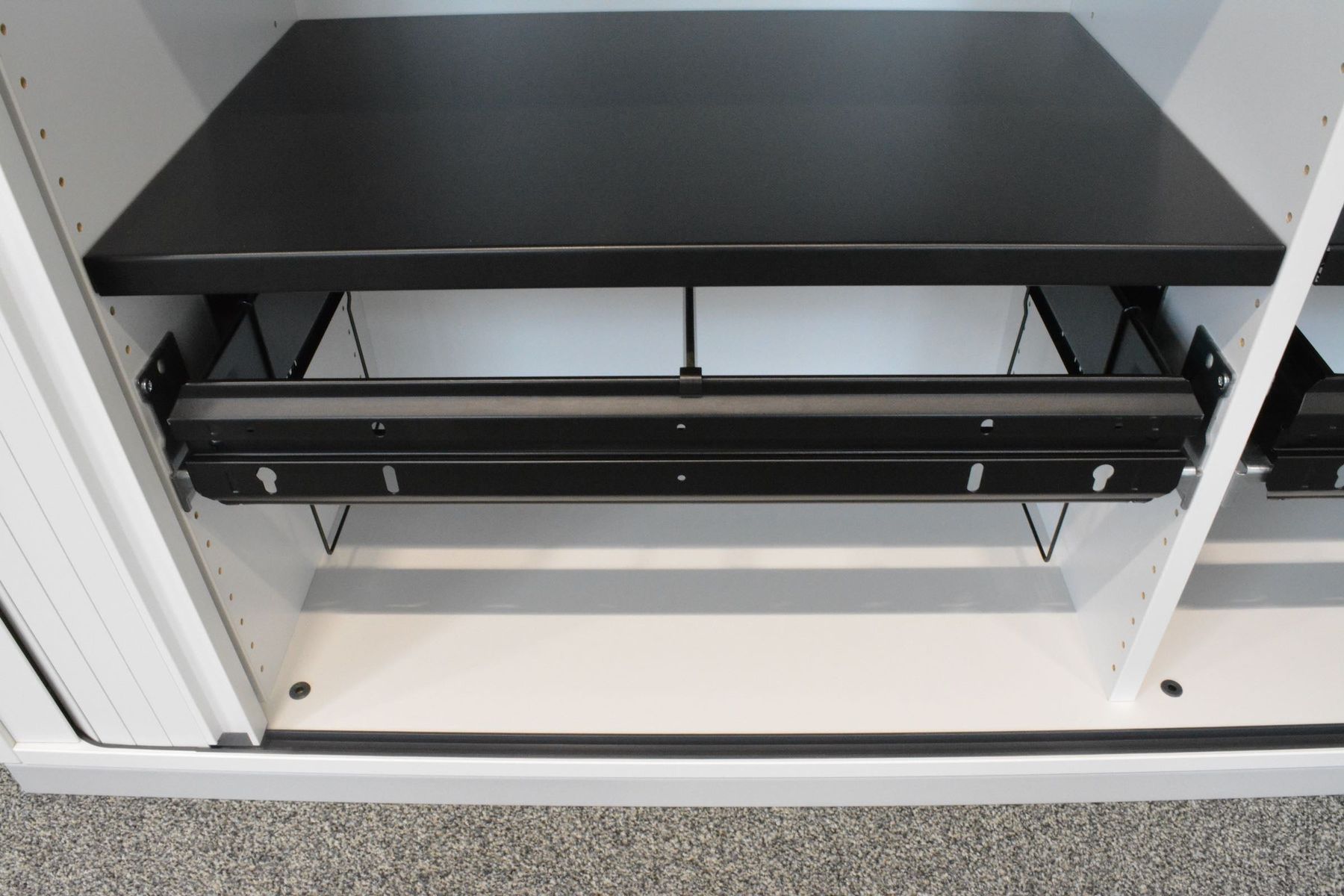 Scaffali: Steelcase Share It Hängeregister-Einsatz Einbaubreite 602mm – Usato da Schönenwerd venduto da mcofficeshop