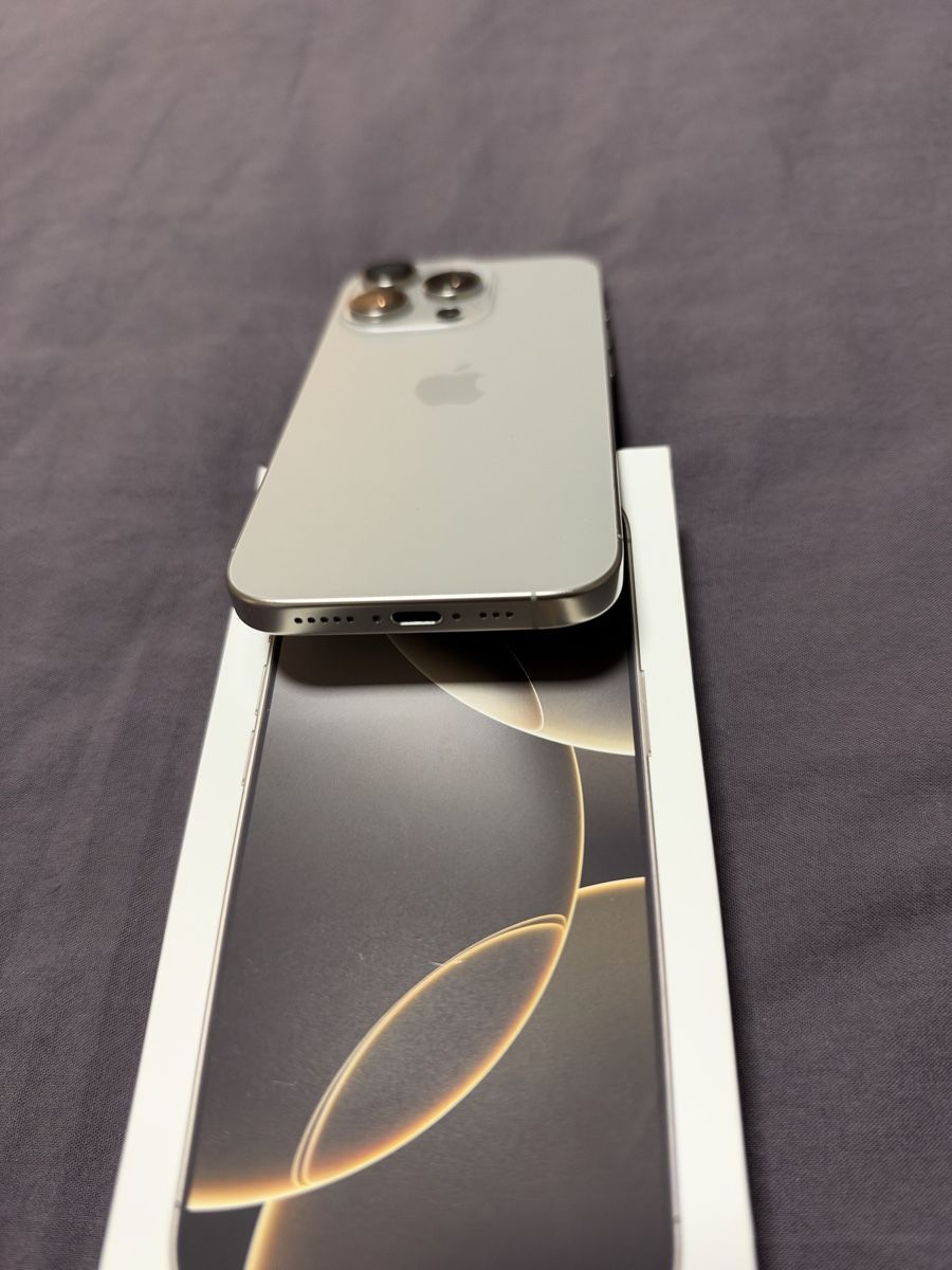 Apple Portables: iPhone 16 Pro 256Gb – D'occasion à Bouveret par vit_br9v 2