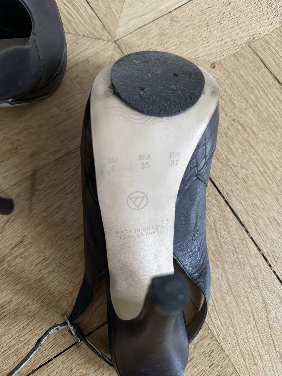 Scarpe da donna: Stilettos Via Uno, schwarzes Leder – Nuovo (secondo la descrizione) da Bern venduto da Jasminp90 3