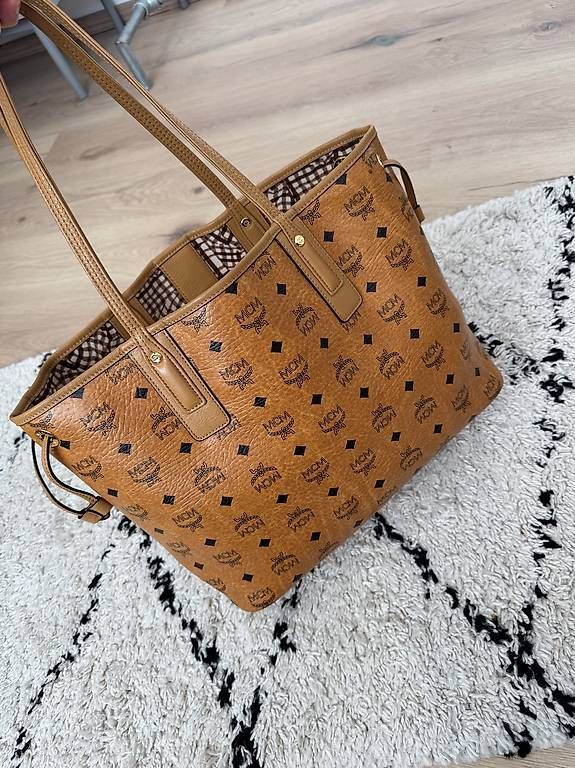 Mcm Borse da donna: Original MCM Liz Wendeshopper In Visetos – Usato da Buchs ZH venduto da crazyhandbaggirl123 2