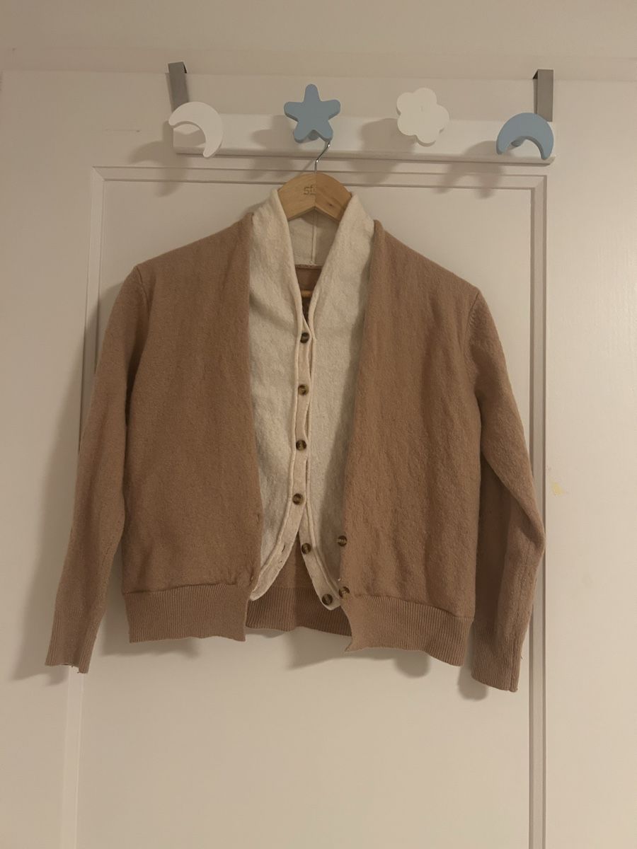 Pullover & Sweatshirts: 100% Kaschmir Cardigan – weich & stilvoll (verkleinert) – Gebraucht aus Zürich von mai_sxv7 1