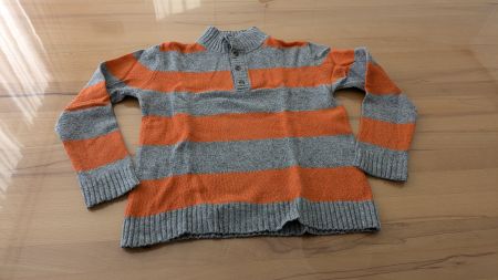 Schöner warmer Pullover - Campus - gestreift - (122)