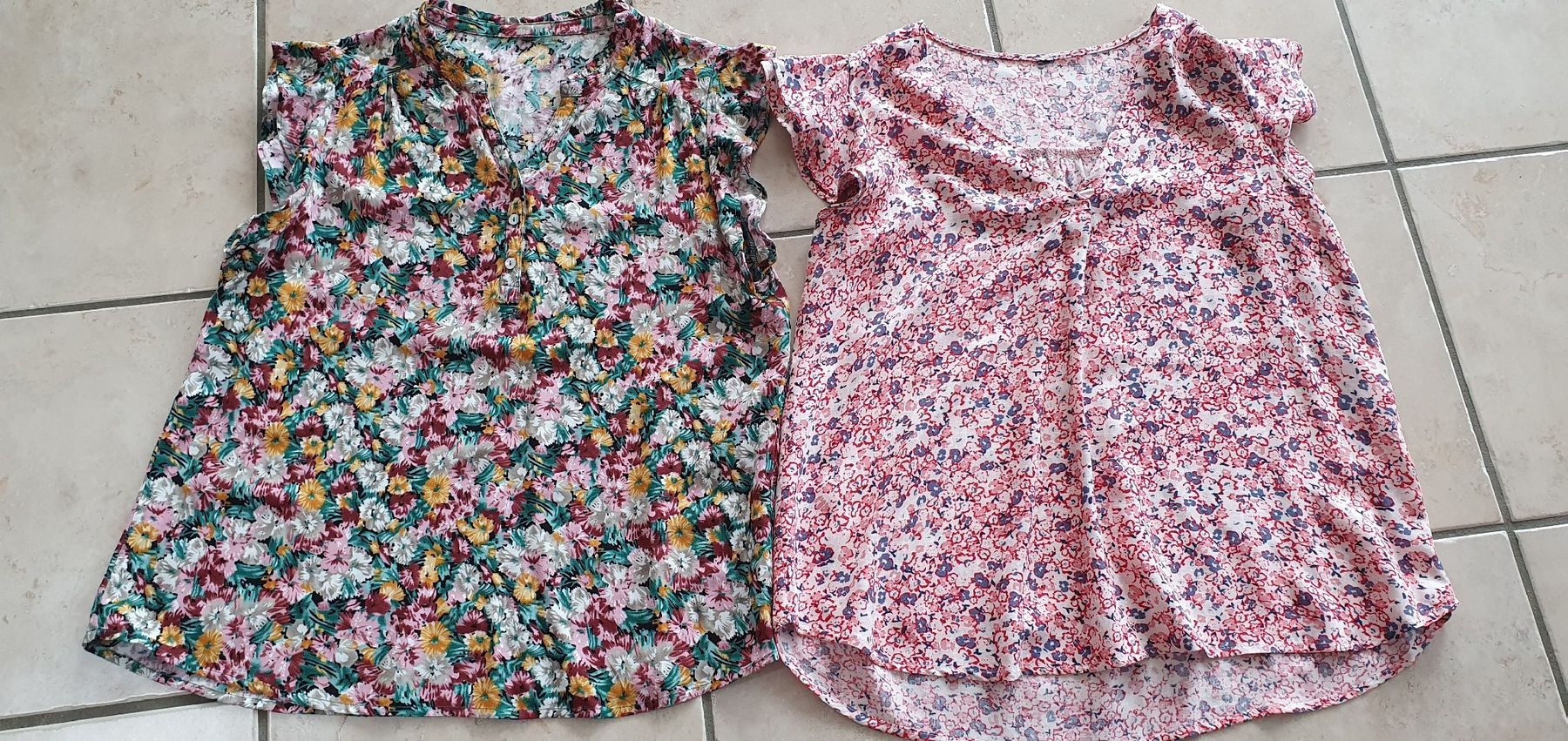 Blusen: Lot de 2 chemisiers S – Gebraucht aus Moutier von mar_7nrw