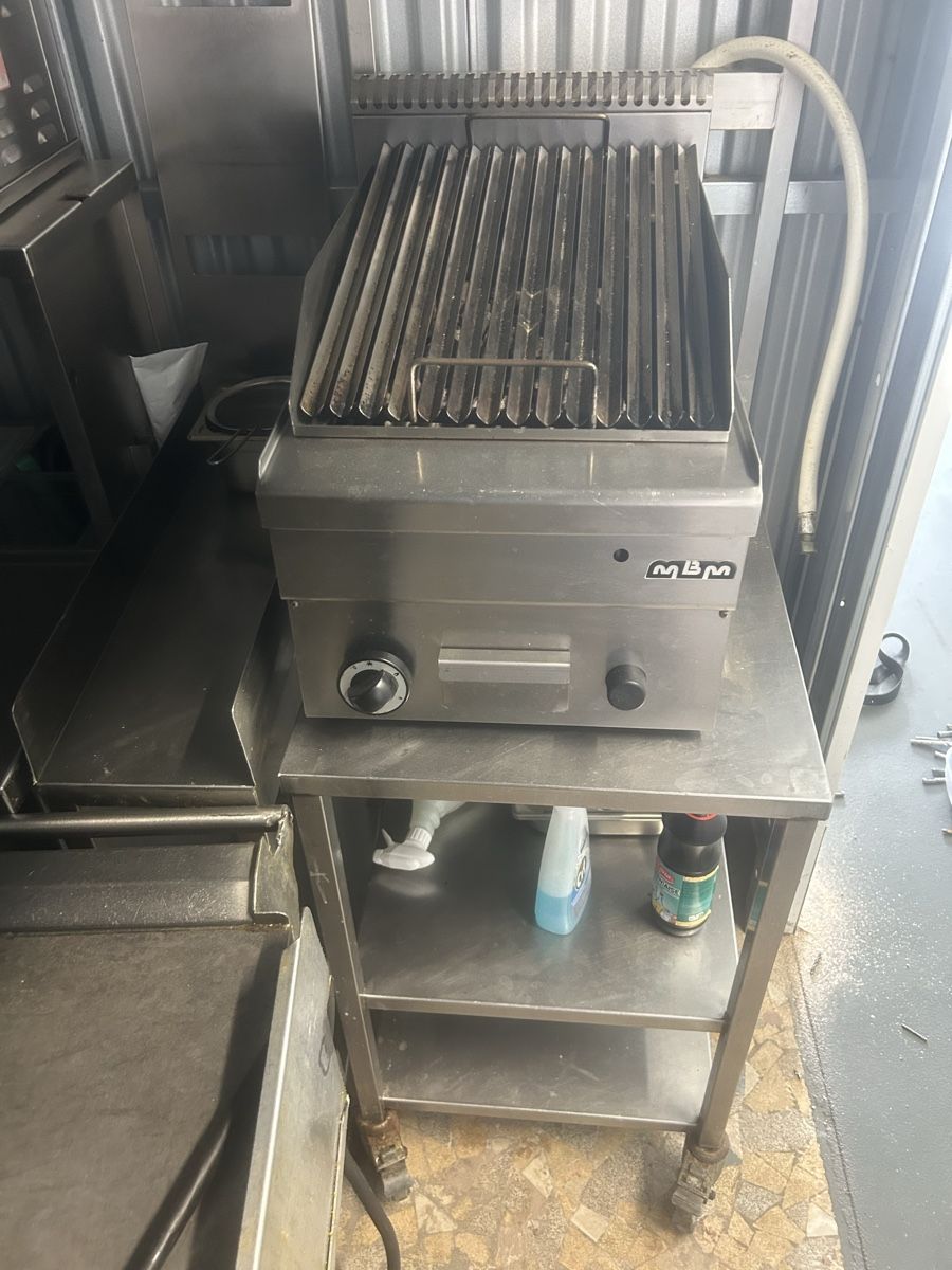 Komplettküchen: Cuisine complète type mc do  – Gebraucht aus Thônex von yac_h7nr