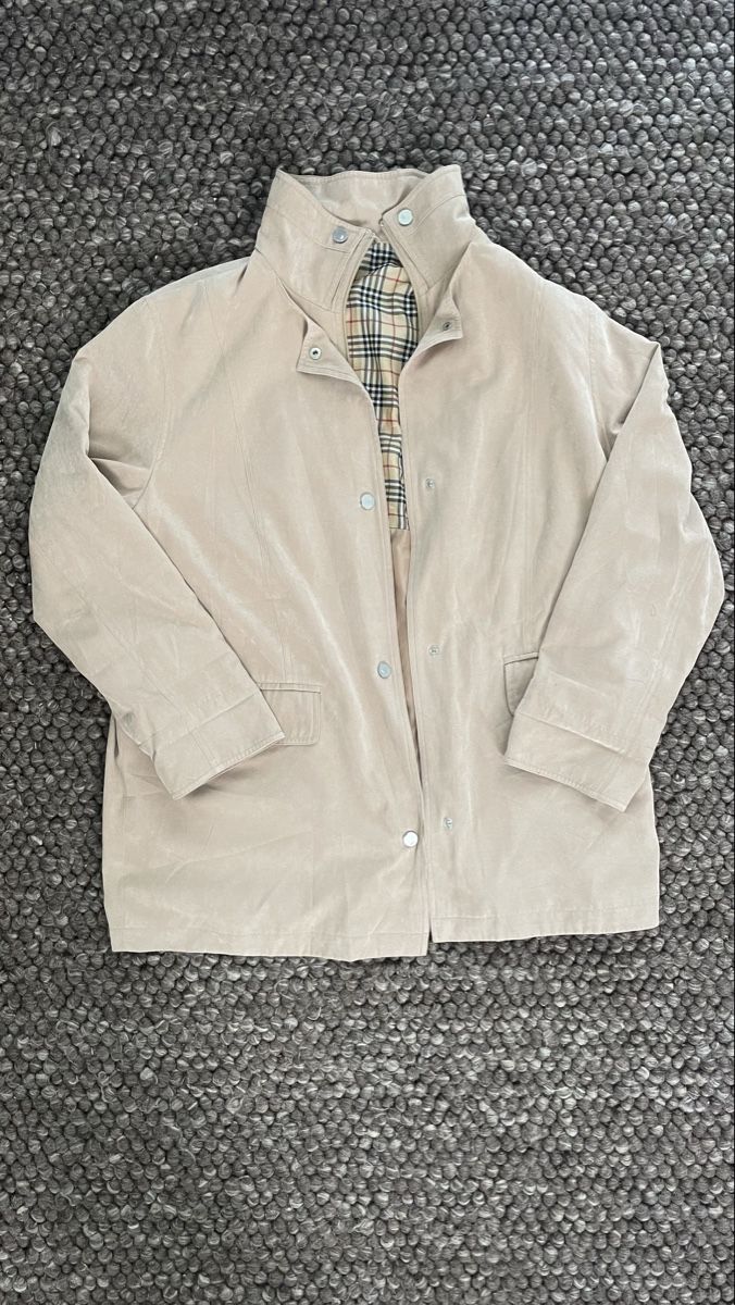 Giacche: Übergangsjacke mit Karomuster-Futter, Gr. 44 – Usato da Hedingen venduto da sam_vks6