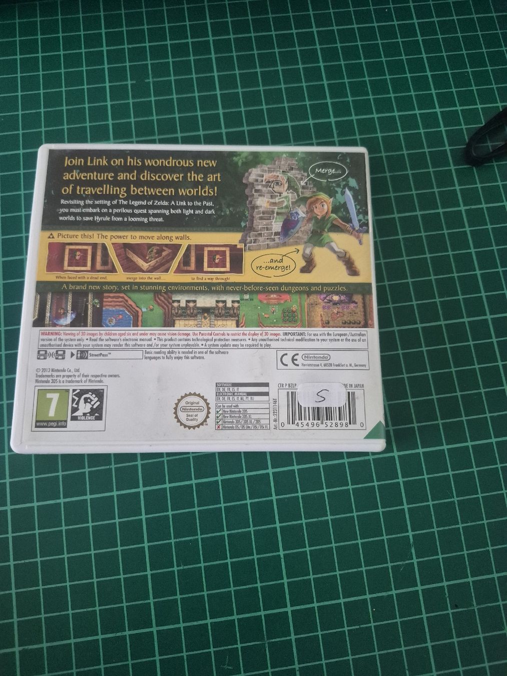 Nintendo Giochi: Nintendo 3DS Zelda A Link Between Worlds complete boxed game – Usato da Meyrin venduto da Retro-GZ 3