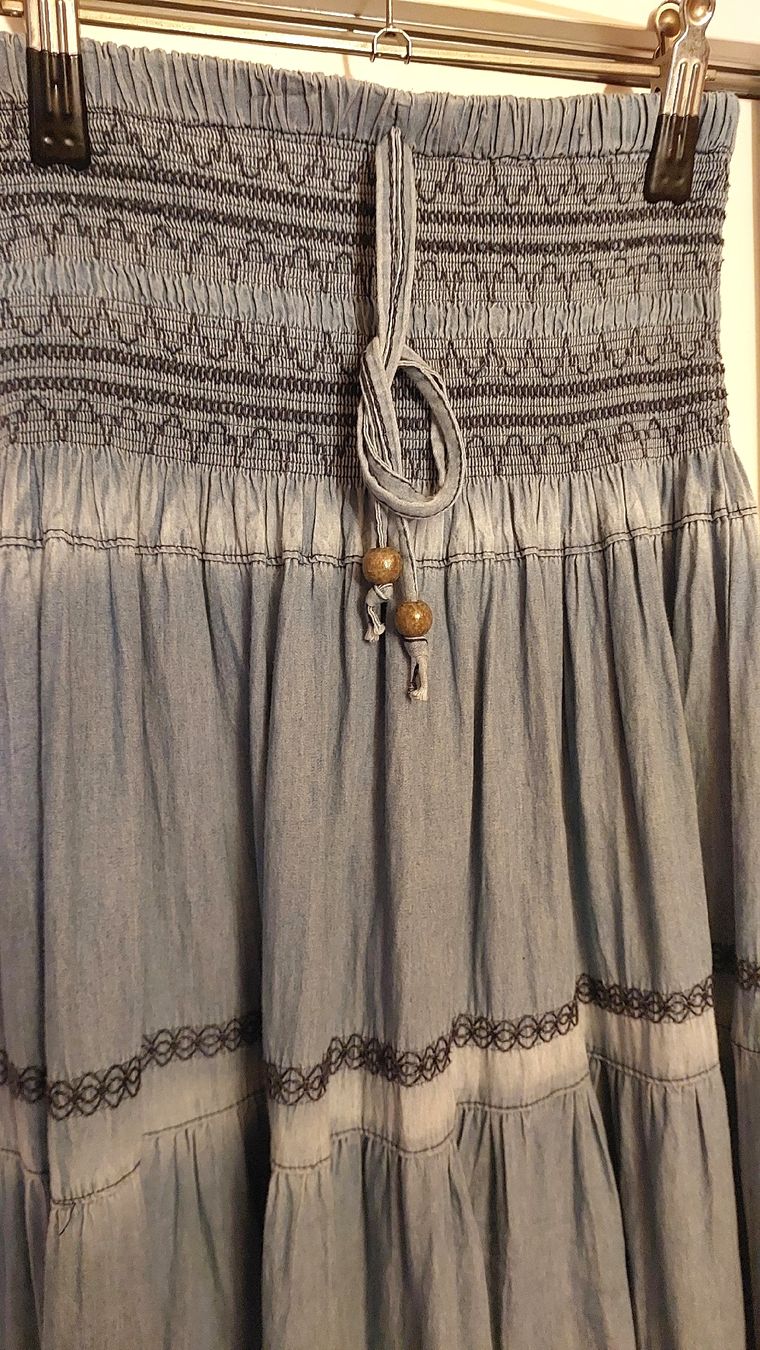 Röcke: Jeansrock – Neu (gemäss Beschreibung) aus Brunnen von CHOUCHOU. 2