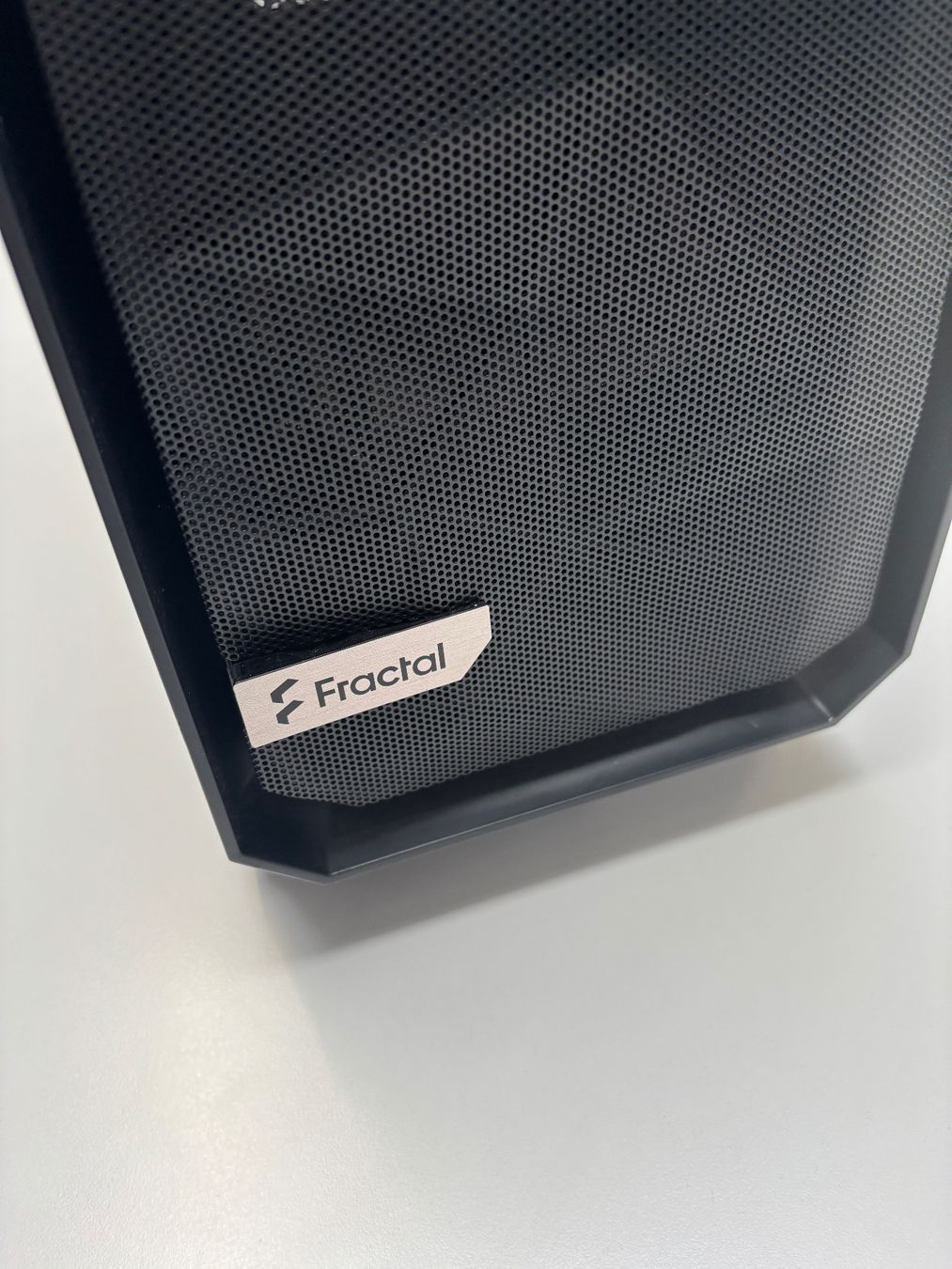 Fractal Custodie: Fractal PC Case inklusive Corsair Netzteil – Usato da Zürich venduto da mar_hs6l 1