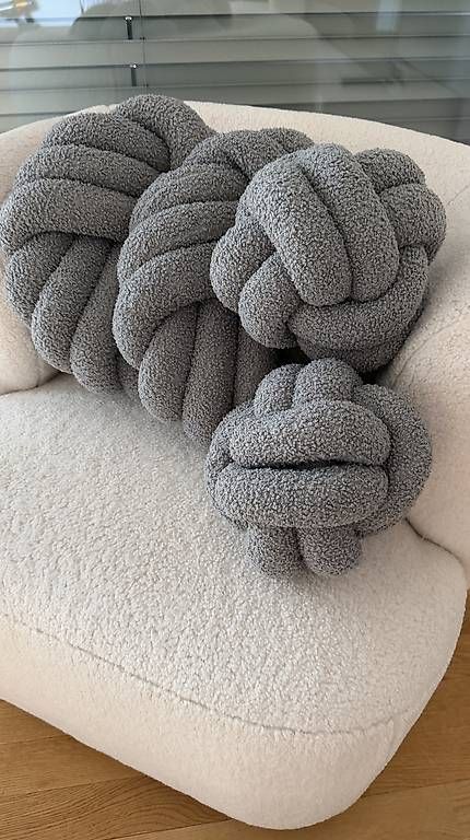 Cuscini: Set aus Kissen – Usato da Balgach venduto da DeeKova 2