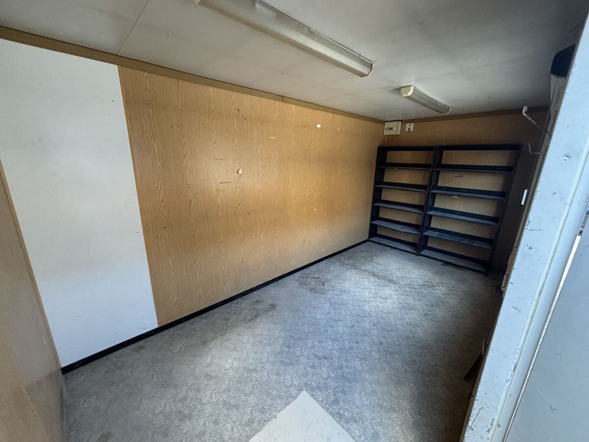 Conteneurs de construction: Baucontainer gebraucht 5x2.45x2.60m – Défectueux à Saland par LionKing17 4