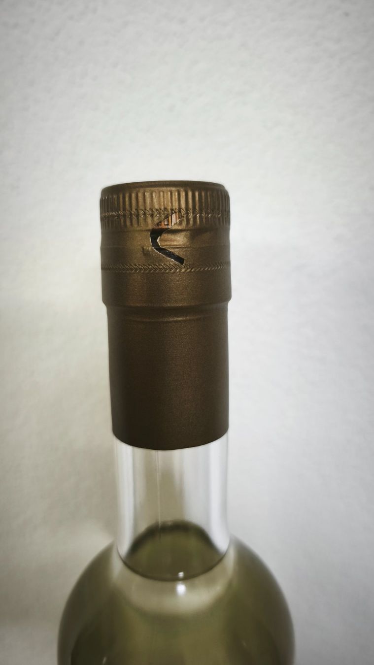 Bevande alcoliche: Humbel Hemmiker Kirsch 2002, 50cl – Nuovo (secondo la descrizione) da Kerns venduto da cat_6bnd 1