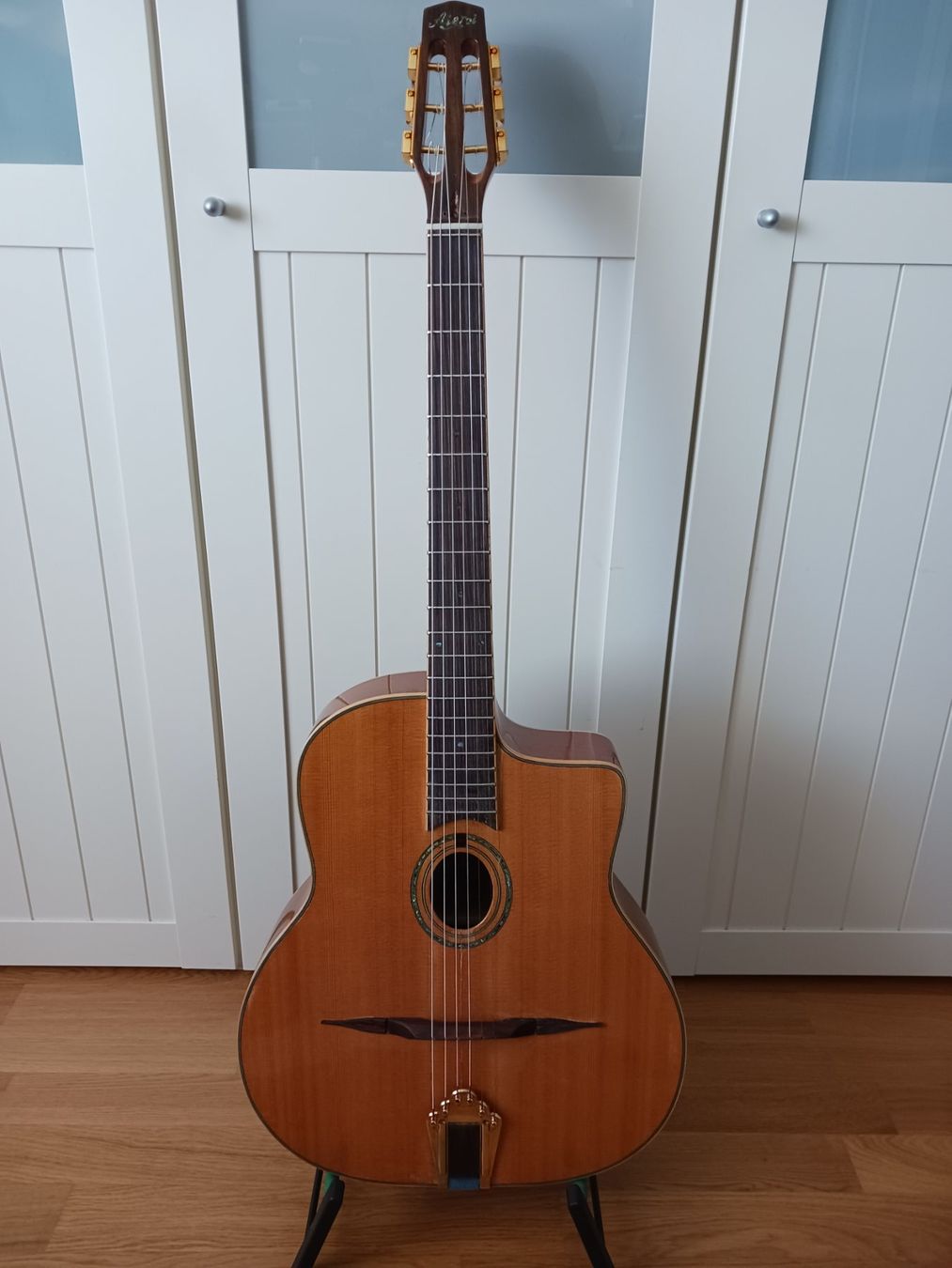 Instruments de musique: Jazzgitarre Manouche-Style – D'occasion à Weinfelden par ake_g278