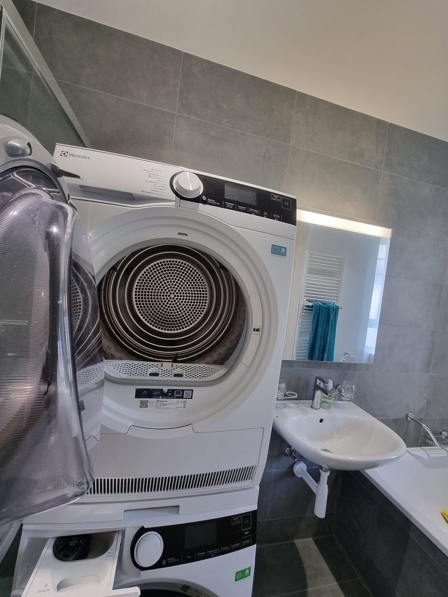 Electrolux Waschmaschinen: Tour de lavage Electrolux – Gebraucht aus Prilly von jul_r9qr 3