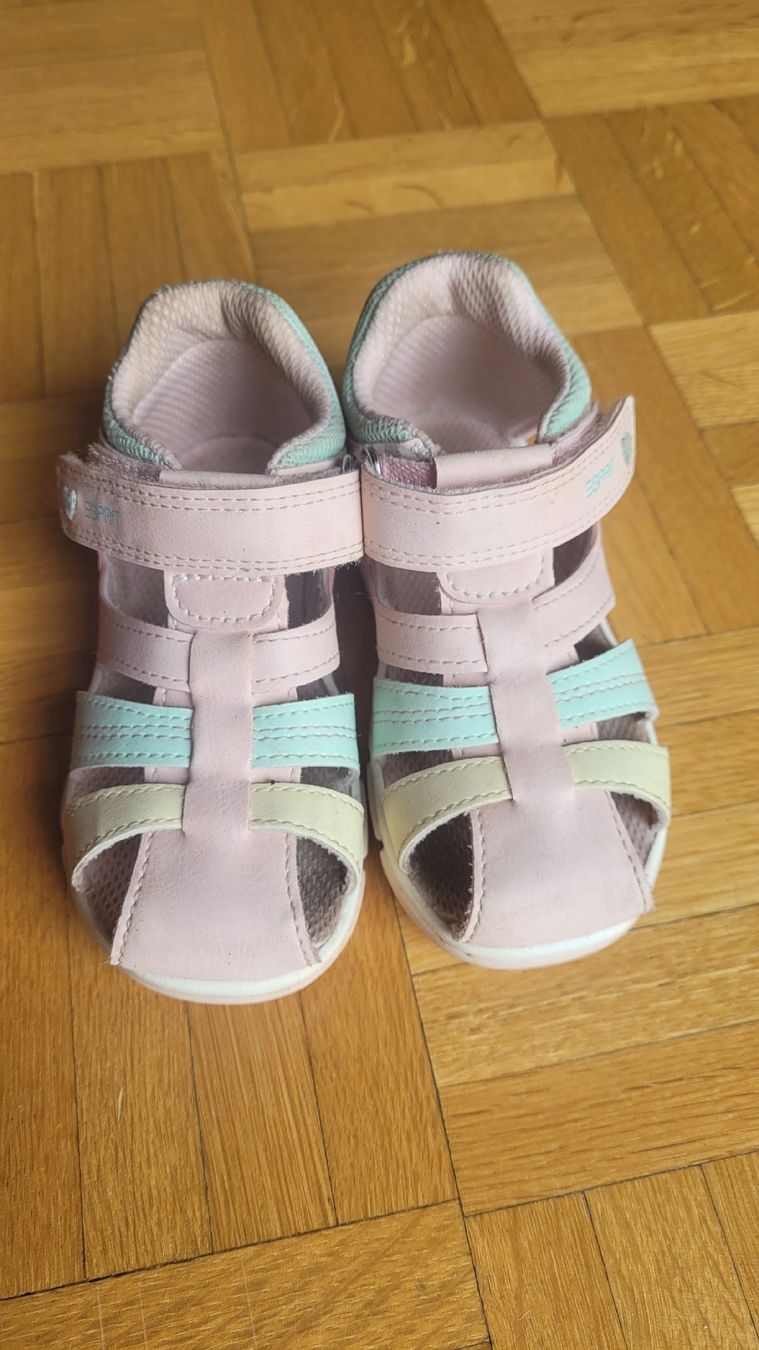 Esprit Schuhe für Mädchen: Sandales roses Esprit enfant taille 22  – Neu (gemäss Beschreibung) aus Moudon von elsa010 1