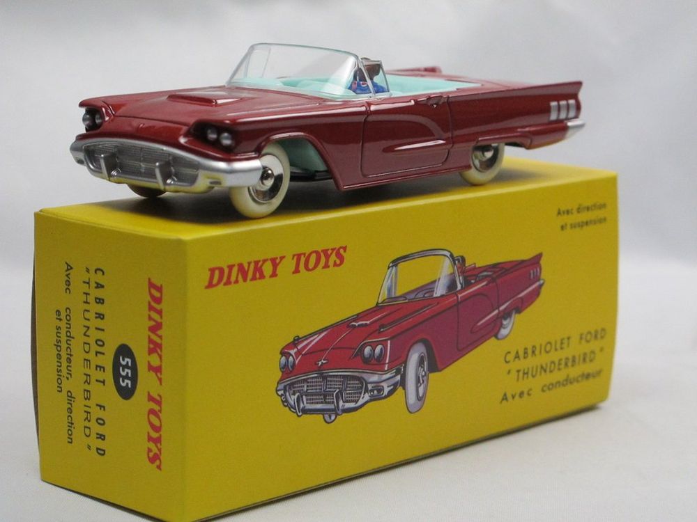 Dinky Toys 555 – Ford Thunderbird Cabriolet Rouge, Intérieur Bleu Ciel – Occasion