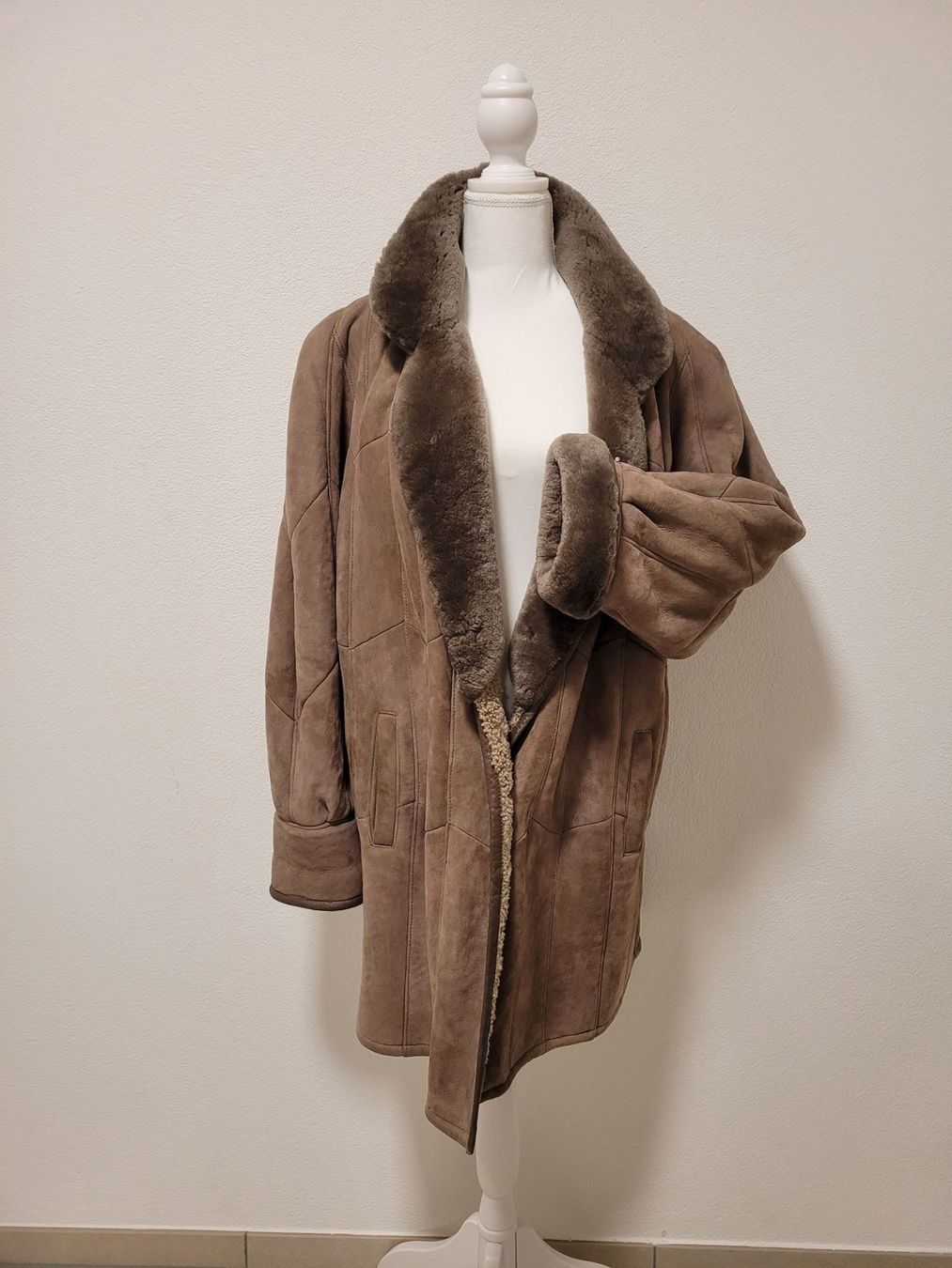 Mäntel: Lammfell Damen Mantel Gr. 46 – Gebraucht aus Schaan von car_wrv2 1