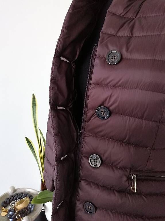 Moncler Cappotti: Daunen Mantel von Moncler – Usato da Rheinfelden venduto da Illy84 2
