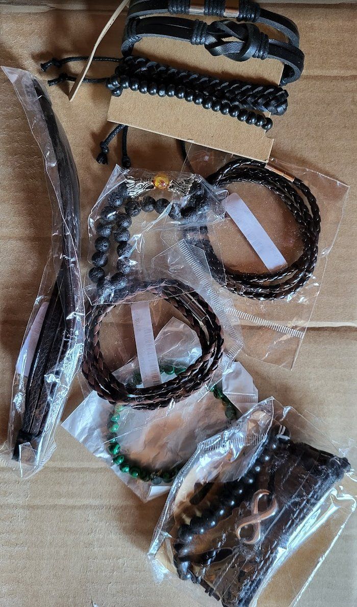 Bracciali & Braccialetti: Diverse Armbänder Neu – Nuovo e nell'imballaggio originale da Selkingen venduto da Eishase