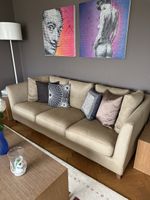 zwei GRATIS sofas